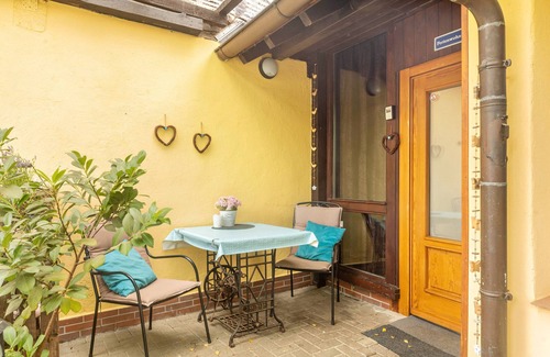Vollmarshausen Apartment | Apartment '1 Zimmer' with Private Terrace and Wi-Fi