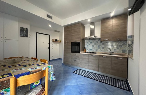 Santa Maria House | APARTMENT 100 MT FROM THE BEACH