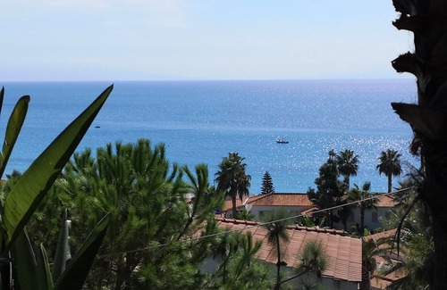 Santa Maria House | APARTMENT 100 MT FROM THE BEACH