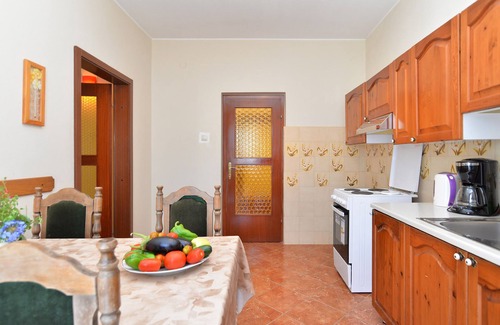Liznjan Apartment | Apartment 1724/17873 (Istria - Liznjan), 1500m from the beach