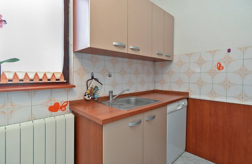 Peresiji Apartment | Apartment 1755/18834 (Istria - Svetvinčenat), 20000m from the beach