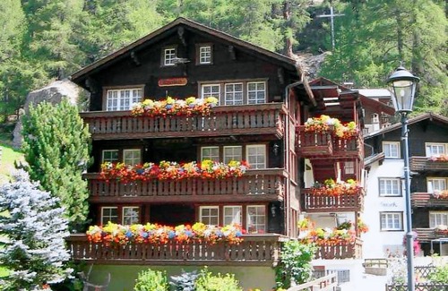 Saas Almagell Apartment | Apartment ∙ 2 bedrooms ∙ 4 guests
