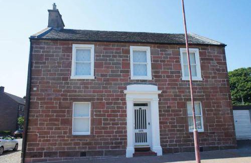 Helensburgh Apartment | Apartment ∙ 2 bedrooms ∙ 4 guests