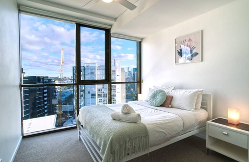 Newstead Apartment | Apartment ∙ 2 bedrooms ∙ 5 guests