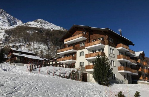 Saas-Fee Apartment | Apartment ∙ 2 bedrooms ∙ 4 guests