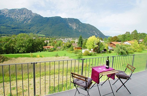Gmain Apartment | Apartment 2 Deluxe Studio, 52 sqm, 1-4 persons, 1 bedroom, living room and balcony