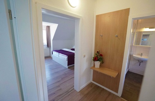 Greifswald Apartment | Apartment 2 - HGW apartments on the market Leila Leide