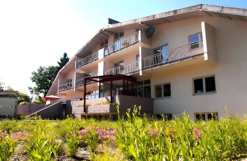 Weil am Rhein Apartment | Apartment '2' with Shared Terrace, Balcony and Wi-Fi