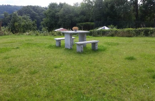 Stockach Apartment | Apartment '2' with Mountain View, Shared Garden and Wi-Fi