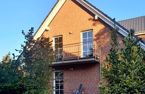 Potsdam Nord Apartment | Apartment 2 with Wi-Fi and Balcony