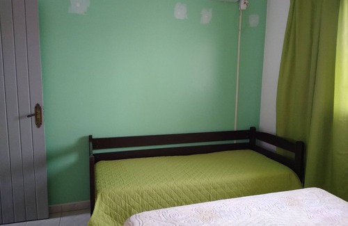 Vila Nova House | Apartment 200 meters from the beach in Imbituba, SC.