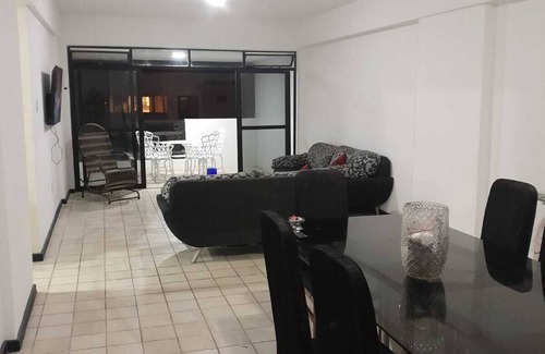Aeroclube Apartment | Apartment 270m close to the beach, well located. 4 bedrooms with balcony. Very spacious.