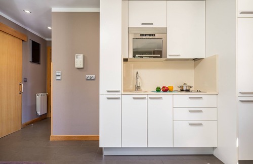Cangas de Onis Apartment | Apartment '2ºd Apartamento 4 Adultos' with Balcony and Wi-Fi