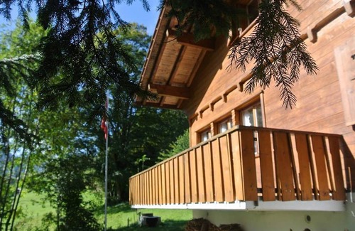Zweisimmen Apartment | Apartment ∙ 3 bedrooms ∙ 5 guests