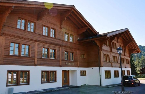 Zweisimmen Nr Gstaad Apartment | Apartment ∙ 3 bedrooms ∙ 6 guests