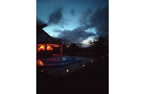 Aiguillon House | Apartment 3 rooms, swimming pool, terrace, SPA, independent