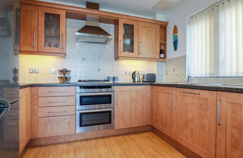 Newquay Cottage | APARTMENT 3, with pool in Newquay
