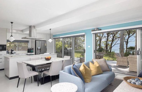 Soldiers Point Apartment | Apartment ∙ 4 bedrooms ∙ 8 guests
