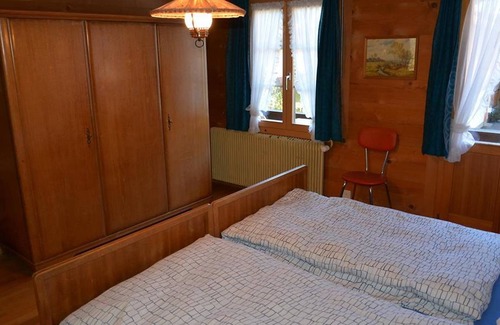 Lauenen Apartment | Apartment ∙ 4 bedrooms ∙ 7 guests