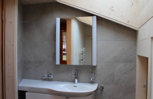 Schoenried Apartment | Apartment ∙ 4 bedrooms ∙ 7 guests