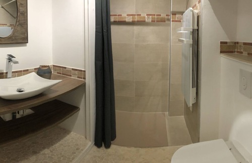 Lorgues Apartment | Apartment 4 people comfort in the historic center of Lorgues