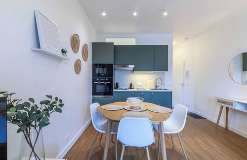 Deauville City Centre Apartment | Apartment 4 people w/balcony 500m from the beach