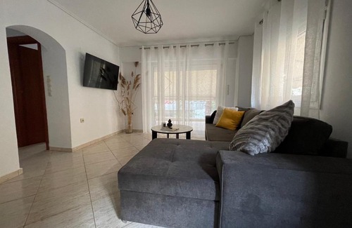 Kaisariani Apartment | Apartment 44 in Athens