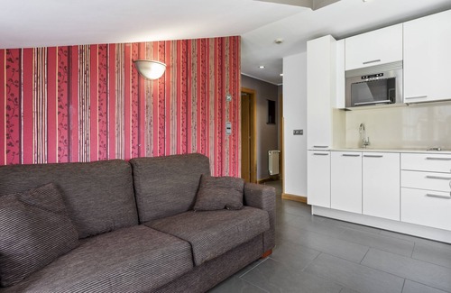 Cangas de Onis Apartment | Apartment '4ºd Apart Ático 4 Adultos' with Wi-Fi