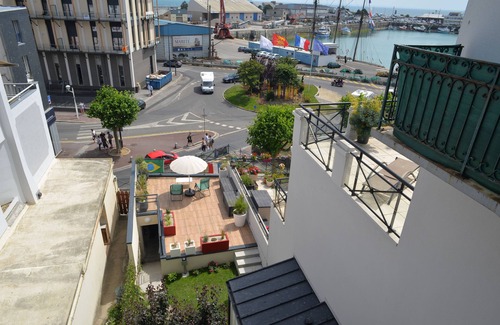 Granville Apartment | Apartment 4p, in the heart of Granville, between ports, beach, center and high city