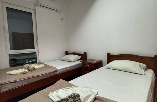 Ulcinj Apartment | Apartment 6/A, yellow, for 4 People, 500 Meters from "Grate Beach",Breakfast inc