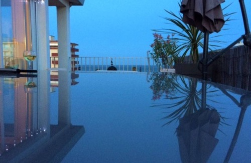 La Jetee Apartment | APARTMENT 70 M2 TERRACE 42M2 SOLARIUM SEA VIEW PARKING WIFI