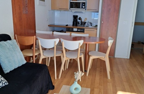 La Mongie Apartment | Apartment 8 Pers. La Mongie. 3 bedrooms. Indoor pool. Close to ski slopes.