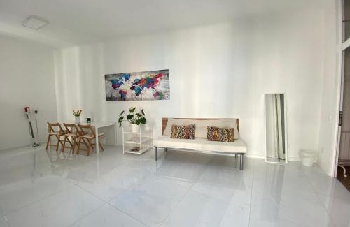 Zona Lancetti Apartment | Apartment 80mq with terrace