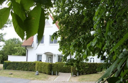Fahrhof Apartment | Apartment 87 sqm to relax between Breetzer Bodden u. Rassower electricity