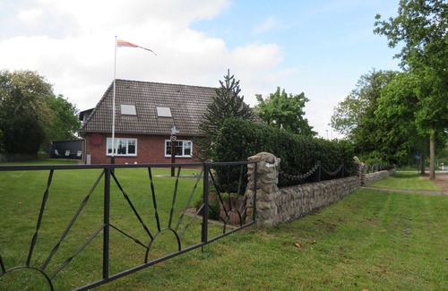 Sonnebull Apartment | Apartment 90m² with sauna for single use. Barbecue area, terrace, garden, carport