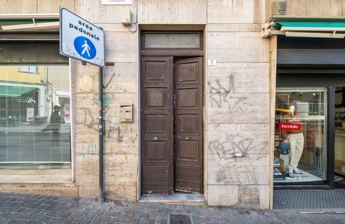 Cagliari Apartment | Apartment 'A Casa Di Gianna' with Wi-Fi and Air Conditioning