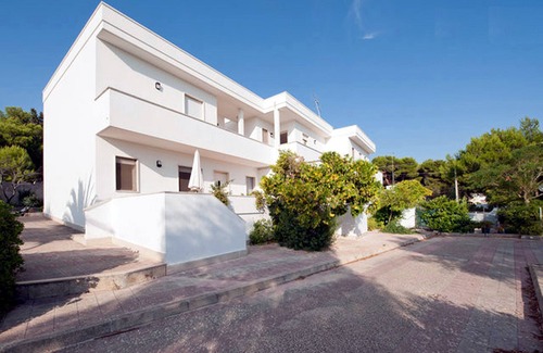 Santa Maria al Bagno House | Apartment a few meters from the beach overlooking the sea