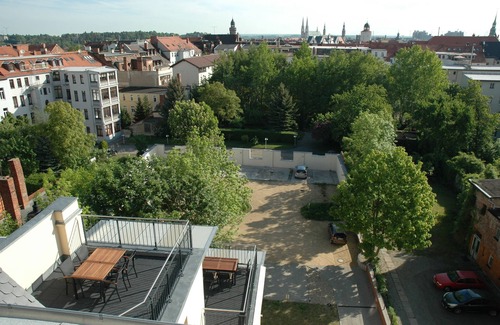 Goerlitz Apartment | Apartment A-M APARTMENT HOUSE 50M TO THE WALKING ZONE 20 PARKING SPACES IN HOF FREE OF CHARGE
