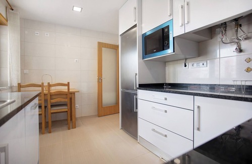 Peniche de Cima Apartment | Apartment 'A O - Apartamento Gâmboa' with Sea View, Shared Terrace and Wi-Fi
