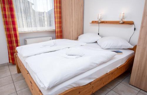 Norddeich Apartment | Apartment Achtern Diek by Interhome
