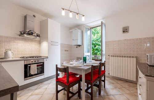 Bee Apartment | Apartment Adele by Interhome