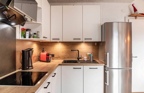 Weidach Apartment | Apartment 'Adlerblick' with Mountain View, Balcony and Wi-Fi