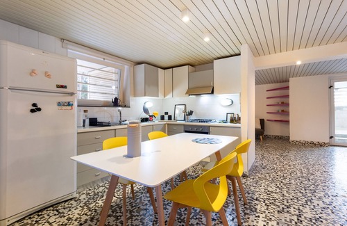 Conversano Apartment | Apartment 'Al Civico 1' with Private Terrace, Wi-Fi and Air Conditioning