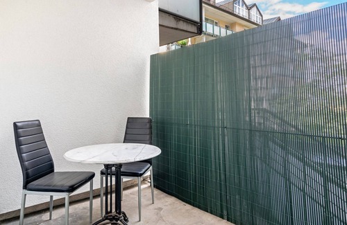 Ludwigsvorstadt-Kliniken Apartment | Apartment 'Aldars 2' with Balcony, Wi-Fi and Air Conditioning