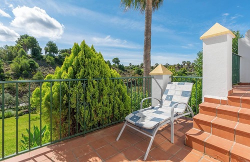 Alhaurin el Grande Apartment | Apartment Alhaurín Golf with Mountain View, Pool, Wi-Fi, A/C, Terrace & Garden