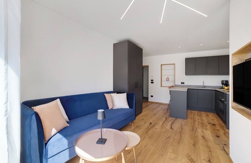 Rifiano Apartment | Apartment "Alivo Living Apartment Aurora" with Mountain View & Garden