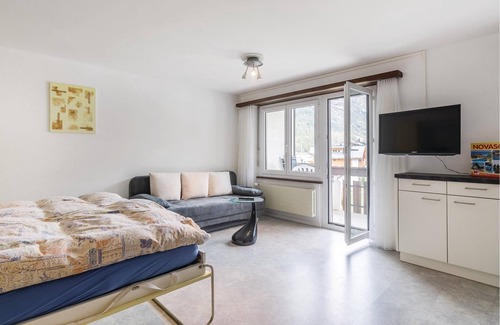Saas-Fee Apartment | Apartment Alouette CXVll is renovated in 2015 and is located on the 3rd floor of the apartment build