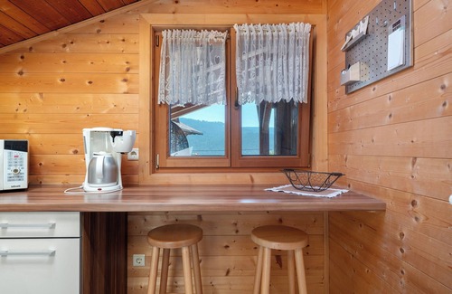 Molten Apartment | Apartment 'Alpenstern' with Mountain View, Shared Garden and Wi-Fi