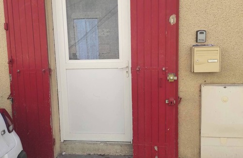 Langon Apartment | Apartment Alpha downtown, 1 to 4 people