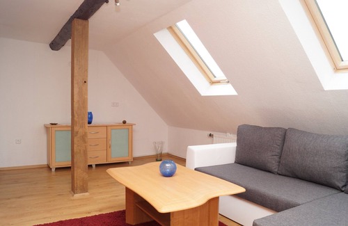 Bad Wildungen Apartment | Apartment 'Alte Schule' with Shared Garden and Wi-Fi